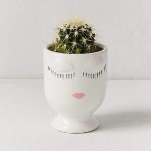 Gift Guide For Mom. mothers day gifts. gifts for mom.