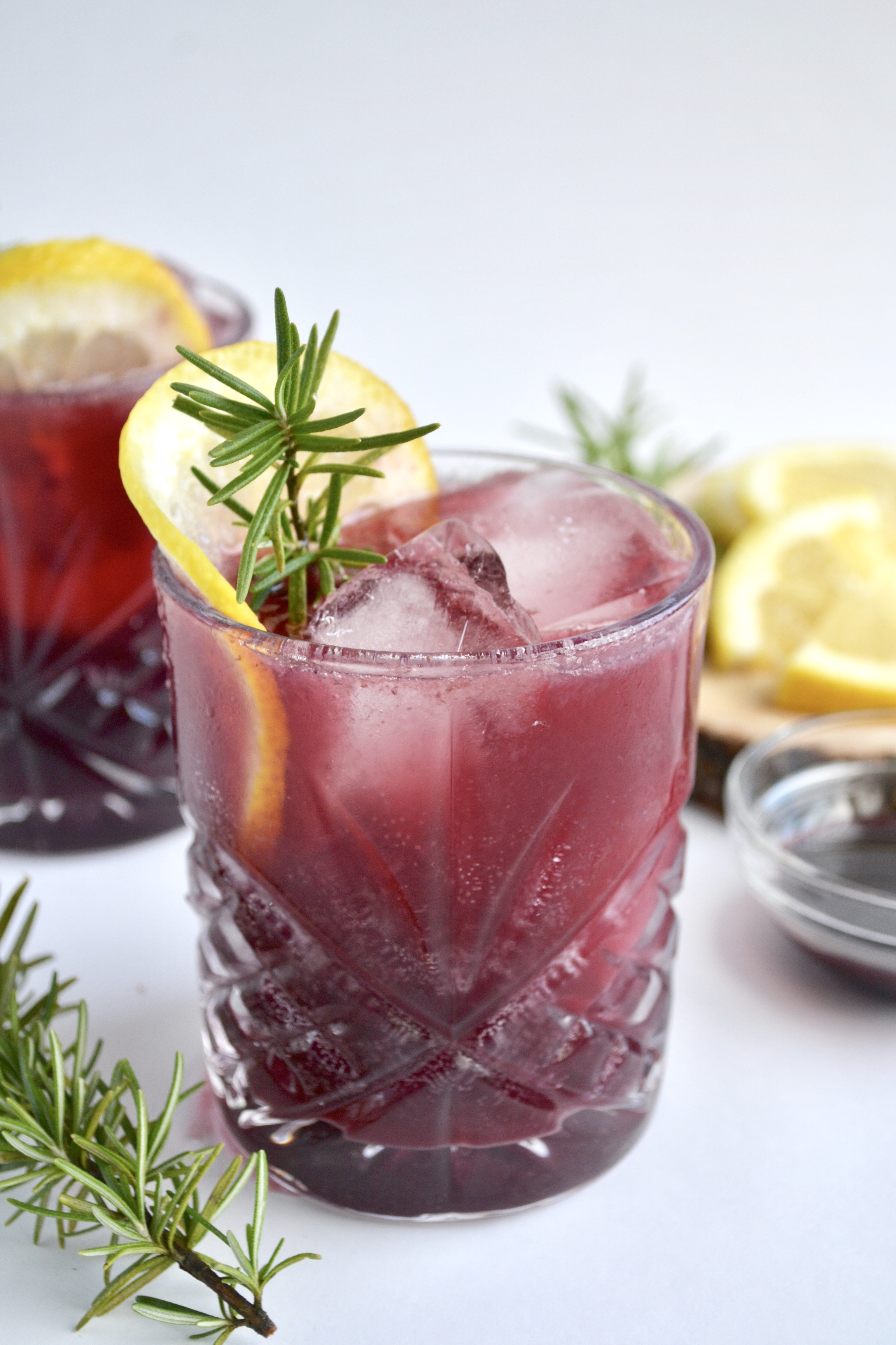 Elderberry cocktail | immune boosting cocktail | elderberry syrup | immune boosting | how to boost my immune system | ginger cocktail