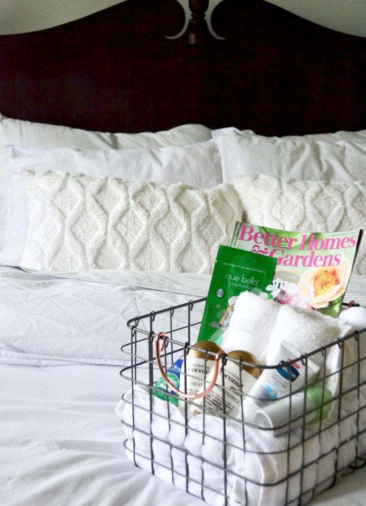 Guest room basket | how to make a guest room basket | guest room basket ideas | guest room how to | guest room